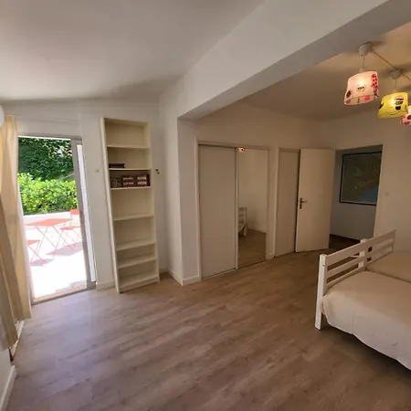 Feriehus Kalamaki Cannes